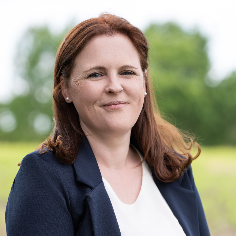  Kerstin Ruthenschrer